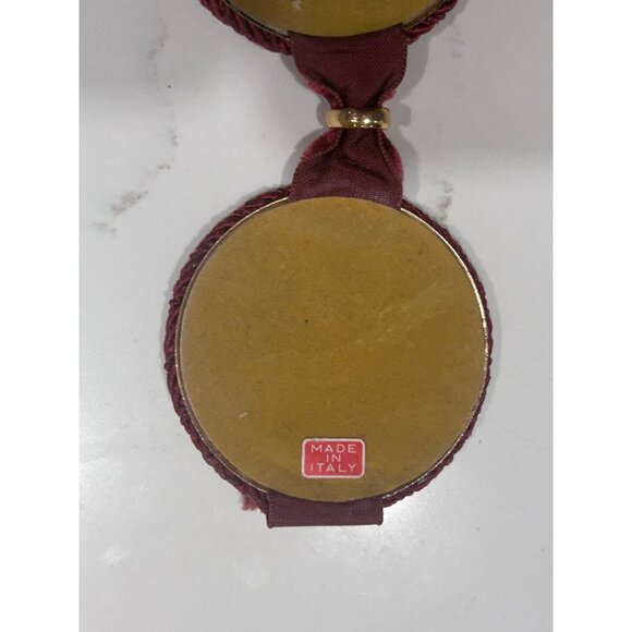 Hand Painted Porcelain Wall Plates Red Ceramic Plate With Glass Wall Decoration - Picture 6 of 6